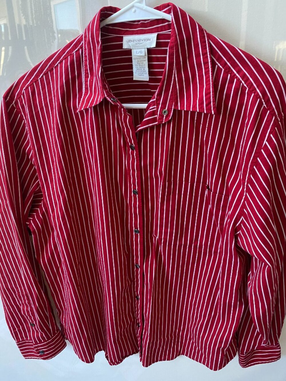 Jones NY Sport womens stretch cotton button down red & white stripe shirt Large